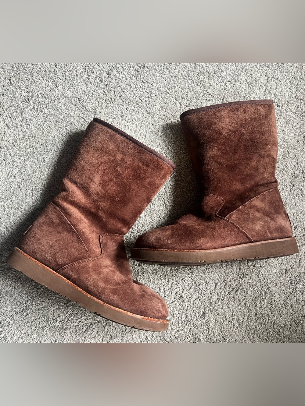 Ugg Boots Women’s 8 Fairfax II Shearling Winter Boots Espresso Suede Side Zip